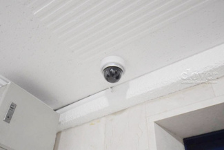 【その他共用部分】 | 建物や敷地の隅々に目を光らせる防犯カメラが設置されています。現地を見学される際には、カメラの存在やその台数にも意識を払ってみてください。～即日のご見学可能～　お問合せはお気軽にどうぞ。
