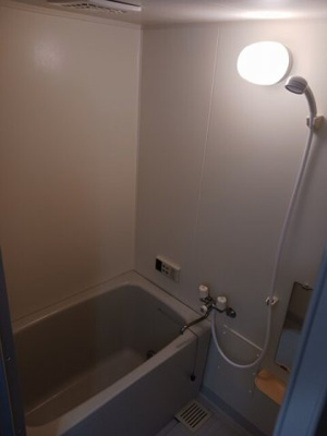 【浴室】 | リファインドレジデンス | 日々の疲れを癒すお風呂付です