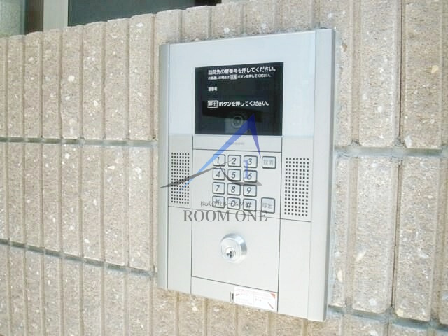 ブリエ国立のセキュリティ|オートロックです。