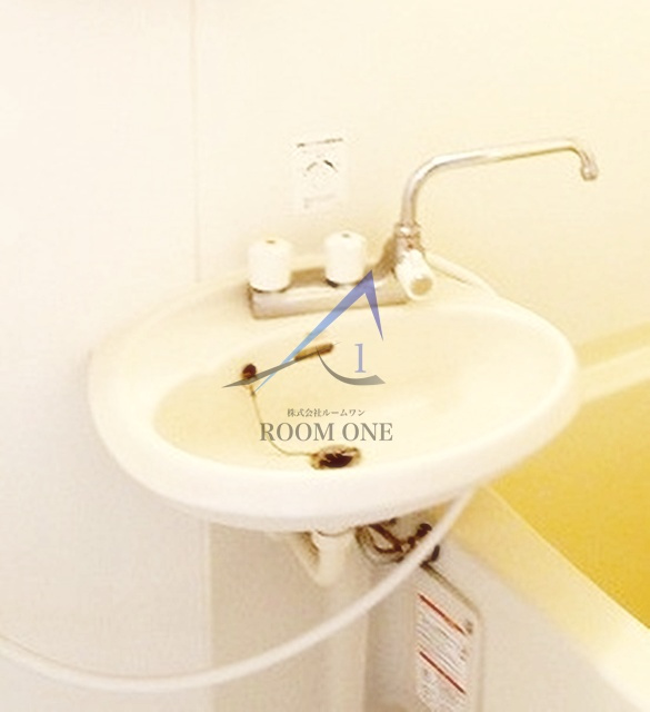 ＹＭパレスの洗面所|洗面台です。