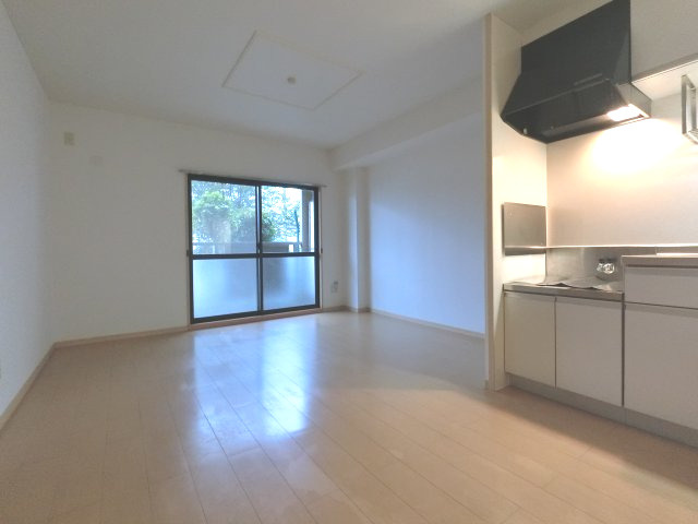 【居間・リビング】 | アイランド翼　B