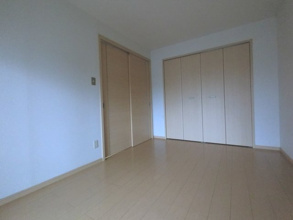 【洋室】 | アイランド翼　B