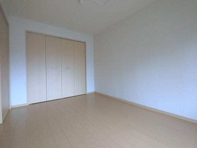 【洋室】 | アイランド翼　B