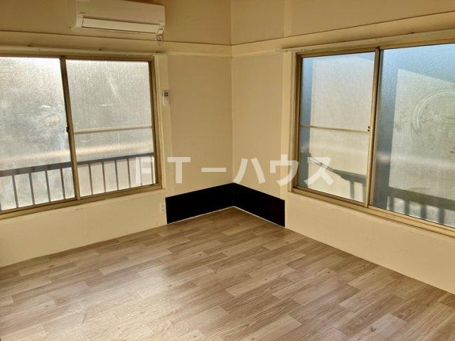 三山戸建の寝室|落ち着いて過ごせるお部屋なので、寝室にいかがでしょうか