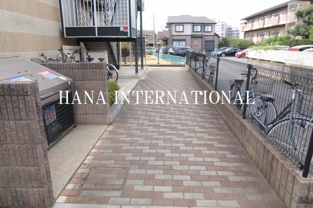 レオパレスＣａｓａ　Ｂｅａｔｏのエントランス