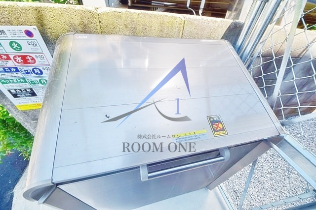 ＵＲＢＡＮ　ＴＥＲＲＡＣＥのその他共用部分|敷地内ゴミ置き場です。