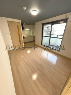 【居間・リビング】 | ラフィーネ南堀江 仲介手数料無料