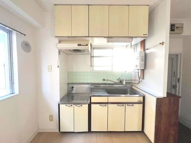 サンコート上大岡のキッチン
