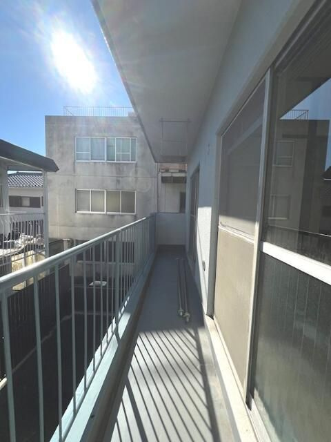 サンコート上大岡のバルコニー