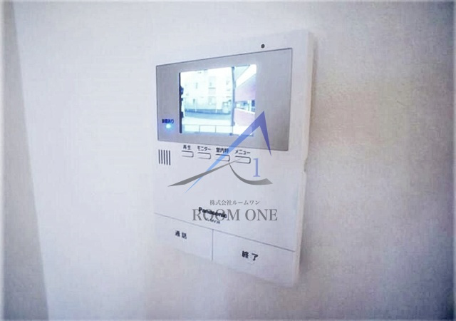 クロッシェのセキュリティ|モニター付きインターホンです。