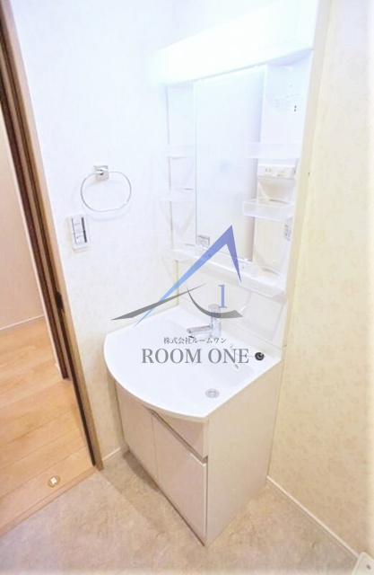 クロッシェの洗面所|洗面台です。