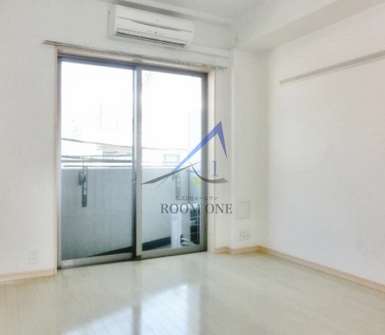 プレール・ドゥーク新高円寺の居間・リビング|洋室のお部屋です。