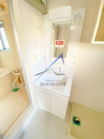 下落合ハウスの洗面所|洗面台です。