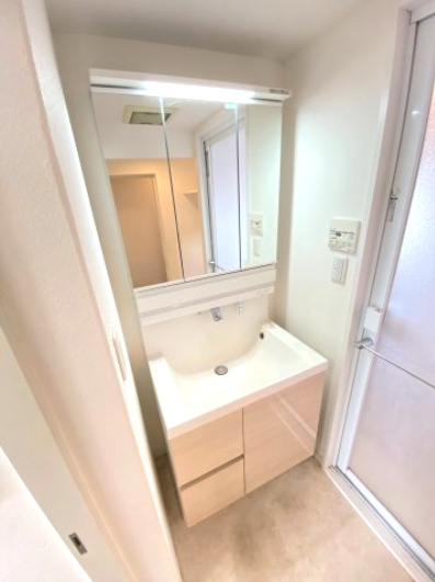 【独立洗面台】