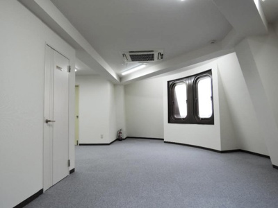 【内装】 | ロケットビル