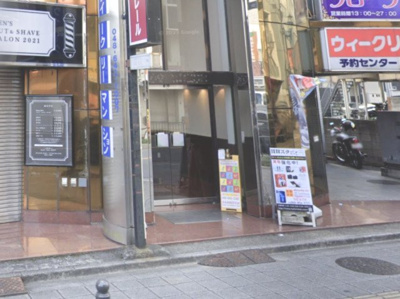 【エントランス】 | ロケットビル