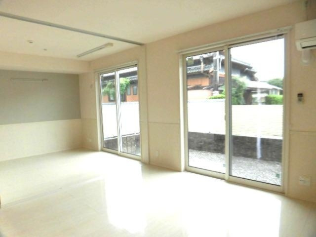 カンマチヒルズの居間・リビング