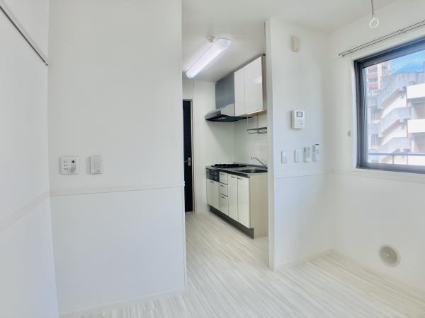 フォルスＸＶＩの居間・リビング|ゆったり過ごせる居間です