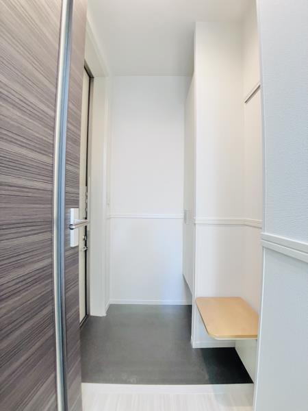 フォルスＸＶＩの玄関|玄関です