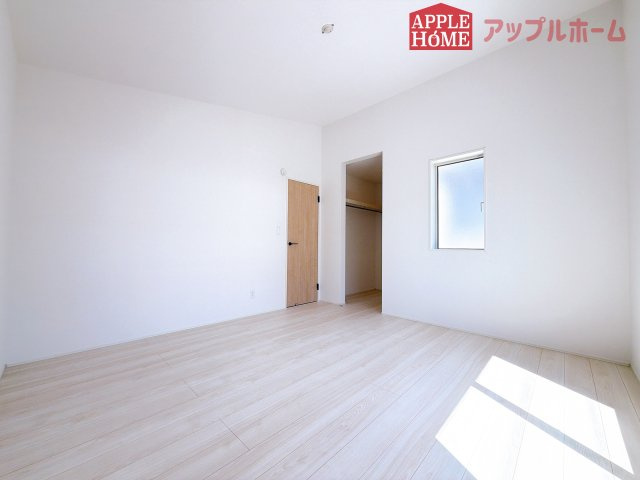 [新築住宅] 熊谷市本石 全1棟の洋室|２階居室は全室収納あり！たっぷりある収納活用でお部屋もキレイを保てます♪