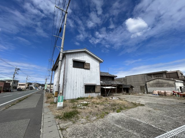 鳴門市大津町矢倉字六ノ越　倉庫の外観