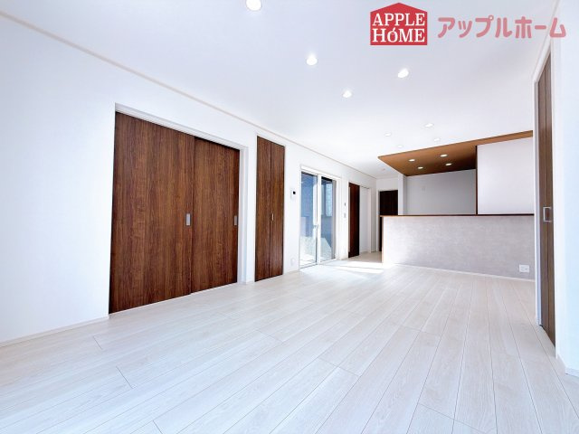 [新築住宅] 比企郡滑川町月輪 全4棟の前面道路含む現地写真