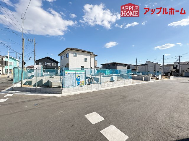[新築住宅] 比企郡滑川町月輪 全4棟の前面道路含む現地写真