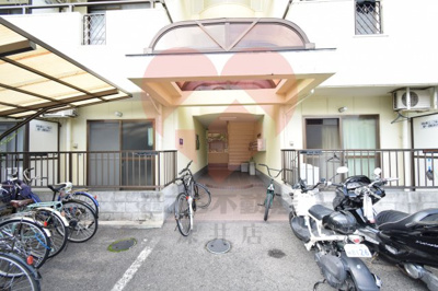 【エントランス】 | クレストコート