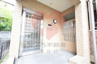 【エントランス】 | シャルマンフジもずウエスト