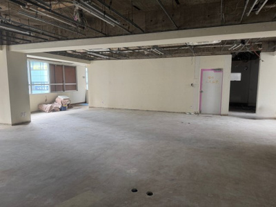 【内装】 | 由井ビル | 原状回復工事中（仕上げ予定：事務所仕様）