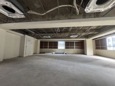 【内装】 | 由井ビル | 原状回復工事中（仕上げ予定：事務所仕様）