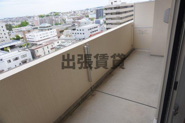 仲介手数料0！！グラン・アベニュー本郷のバルコニー