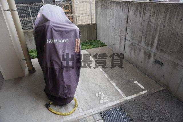 仲介手数料0！！グラン・アベニュー本郷の駐車場