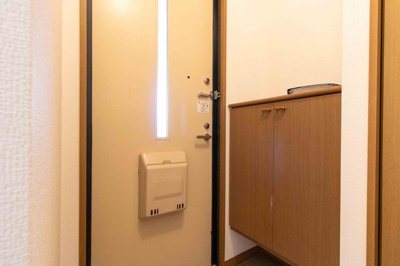 【玄関】 | インフォレスト　B棟