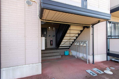【エントランス】 | インフォレスト　B棟