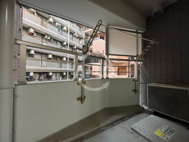 新大阪セレニテの洋室|新大阪セレニテ　バルコニー