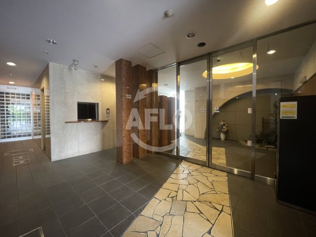 新大阪セレニテのエントランス|新大阪セレニテ　エントランス