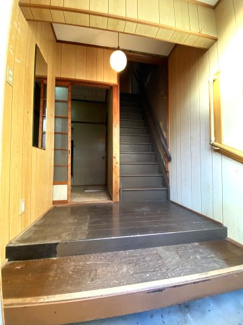 【玄関】 | 修学院千万田町　中古テラスハウス【駐車可★南向き★リノベーション向き】