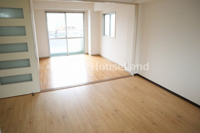 エクシード中島の居間・リビング|別部屋参考写真