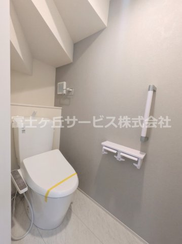 【トイレ】 | 富士市厚原 2期 新築一戸建て 1号棟 | 1階のトイレです