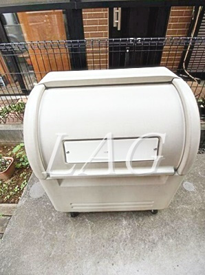 【その他共用部分】 | プレジオ上馬 | ゴミ置き場です。