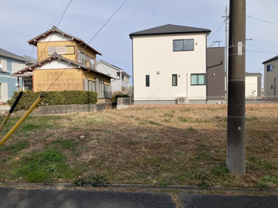 【外観】 | 袋井市深見 5期 新築一戸建て 1号棟  | 現在建築中の外観画像です。ご内覧は同じメーカーの完成物件へご案内いたしますので、いつでもご相談ください！