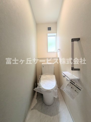 【トイレ】 | 袋井市深見 5期 新築一戸建て 1号棟  | トイレです
