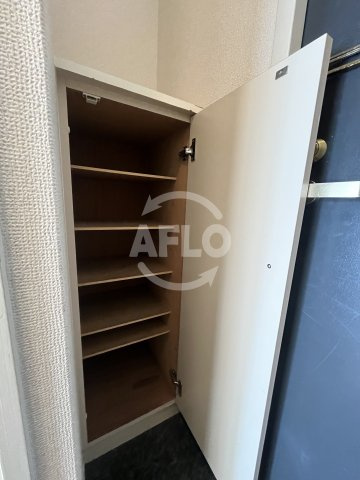 アール江坂の玄関|アール江坂　玄関