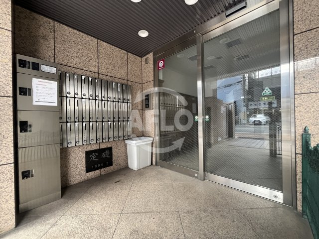 アール江坂のエントランス|アール江坂　エントランス