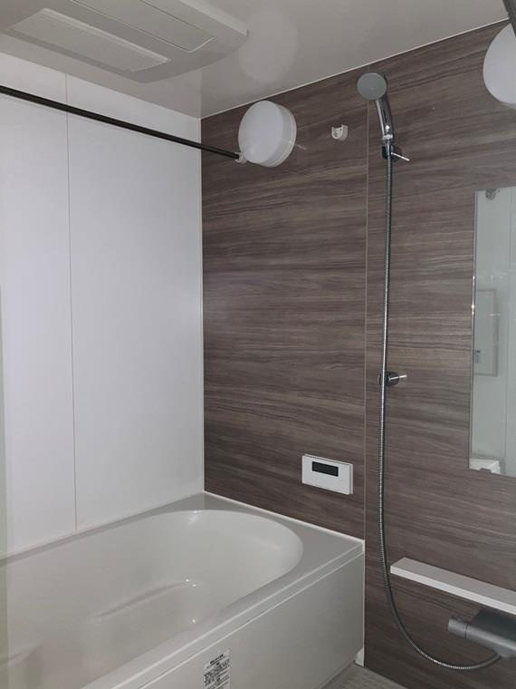 ガーデンクロス東京王子の浴室