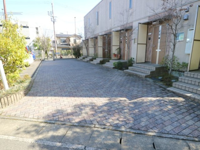 【エントランス】 | グランドワークス上牧