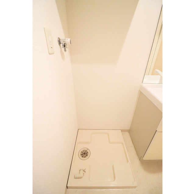 ルクレ新大阪レジデンスの洗面所