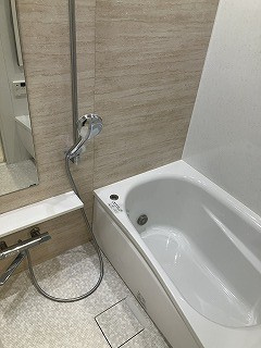 大裕ビルの浴室