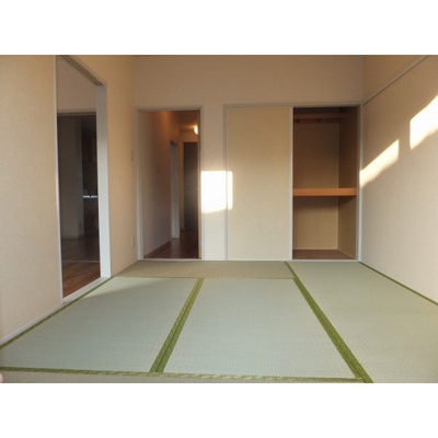 【その他】 | ファミーユ・ドミ | 和室！畳表替え済み